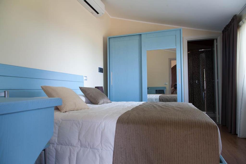 B&B Le Rose Del Tirreno ファレルナ エクステリア 写真
